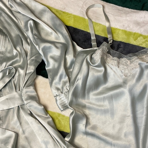 Victoria's Secret Silver Satin Robe and Nightgown Set - Picture 10 of 13